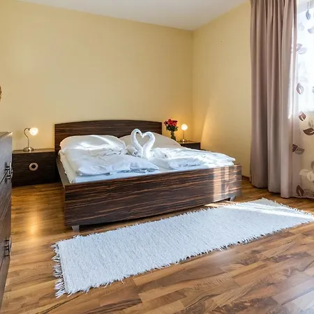 Apartman Central Apartment Dóval